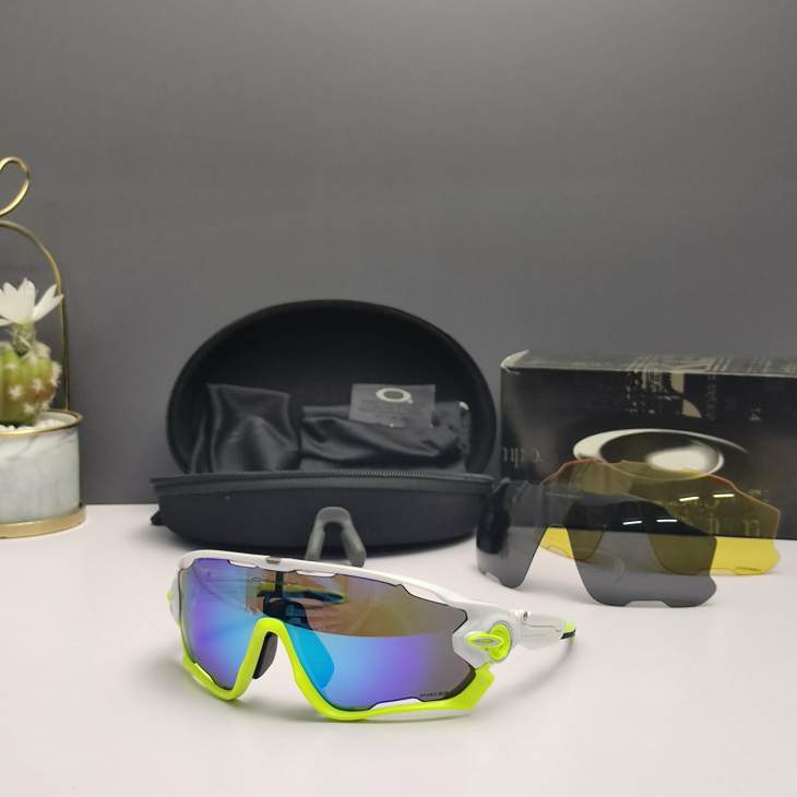 Picture of Oakley Sunglasses _SKUfw66124552fw